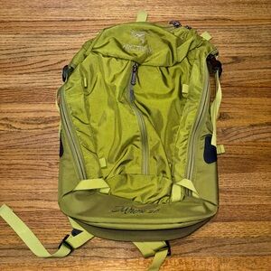 Arcteryx Miura 20 Hiking Camping Green Backpack